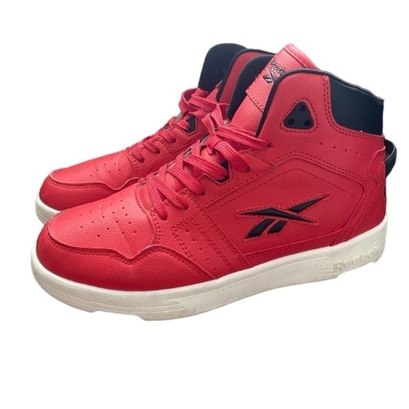 Reebok men’s red and black high top sneaker size 6 - Picture 2 of 6